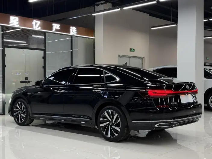 Volkswagen Passat 2022 Model 330TSI Starry sky Deluxe Edition – фото 4