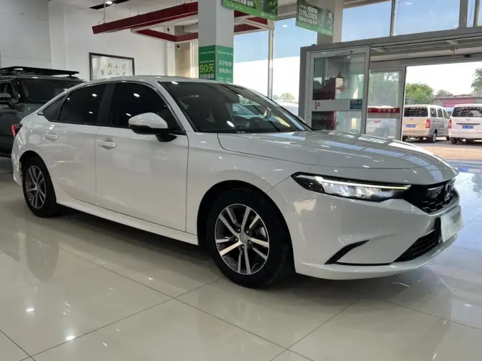 Model Ge 2023 Model 240TURBO CVT Technology Edition – фото 3