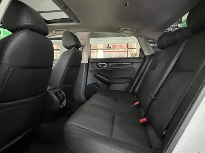 Model Ge 2023 Model 240TURBO CVT Technology Edition – фото 10