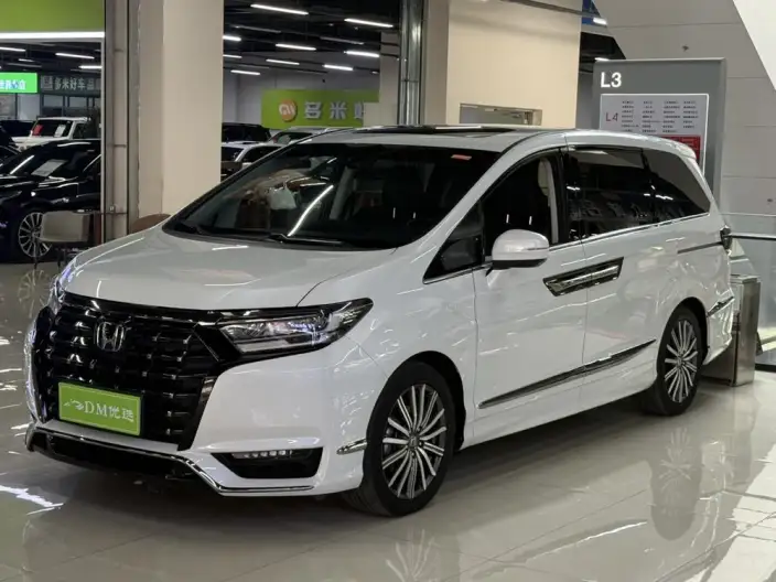 Honda Elysion 2022 Model 2.0L Hybrid Deluxe Edition – фото 1