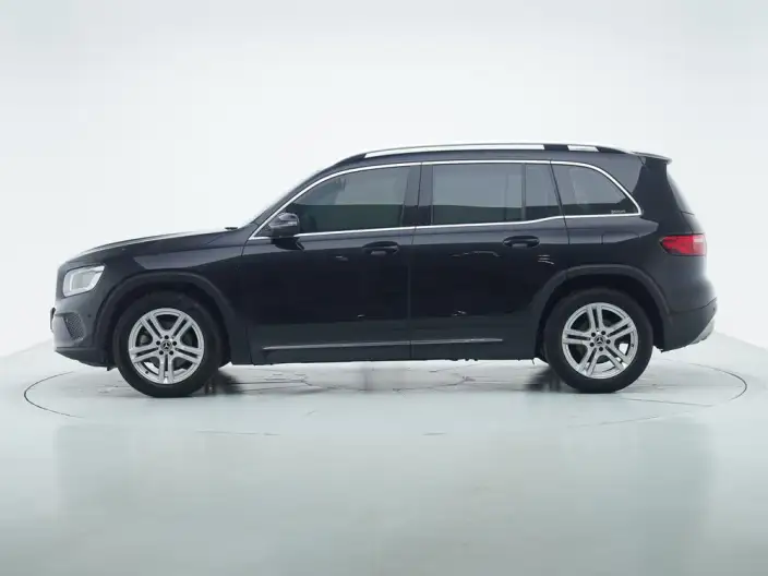 Mercedes-Benz GLB 2021 Model GLB 180 Dynamic Model – фото 4