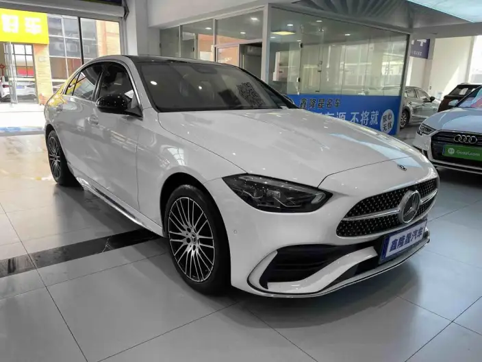 Mercedes-Benz C-Class 2023 Model C 260 L Sports Edition – фото 3