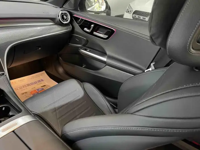 Mercedes-Benz C-Class 2023 Model C 260 L Sports Edition – фото 4