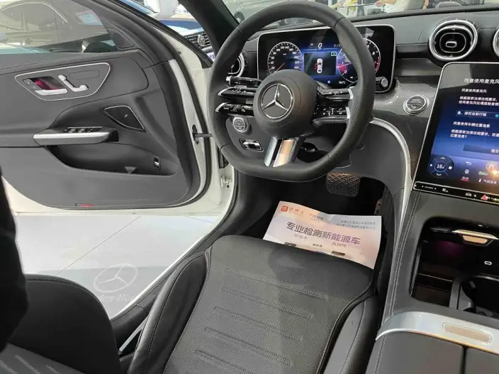 Mercedes-Benz C-Class 2023 Model C 260 L Sports Edition – фото 5
