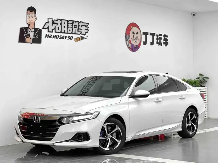 Honda Accord 2022 Model 260TURBO Deluxe Edition – фото 1
