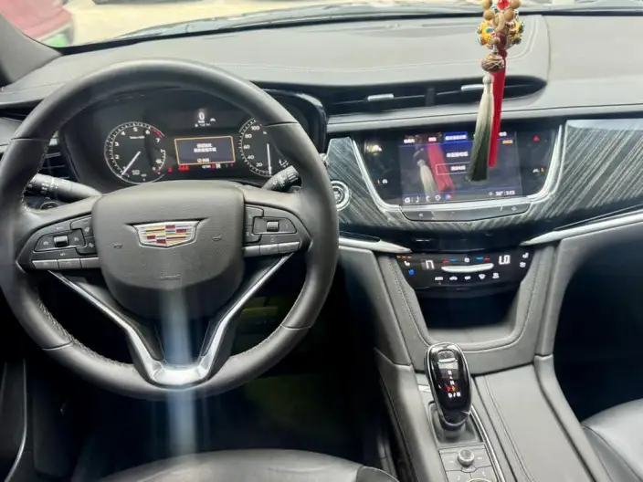 Cadillac XT6 2022 Model 2.0T VII seat 4WD Luxury Model – фото 10