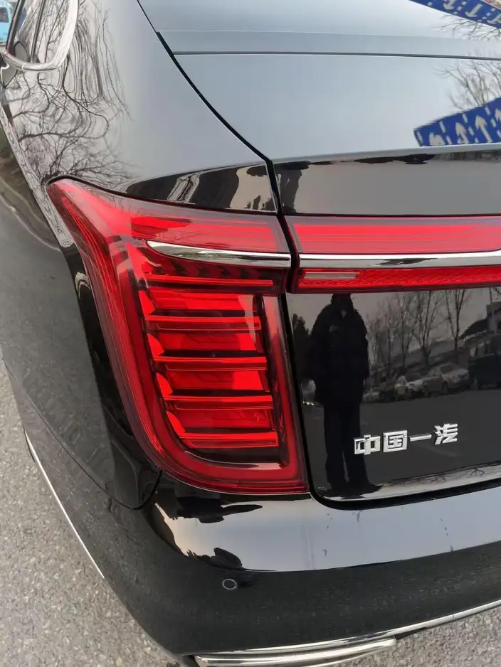 HONGQI H9 2022 Model 2.0T Smart Flag Enjoy Edition – фото 6