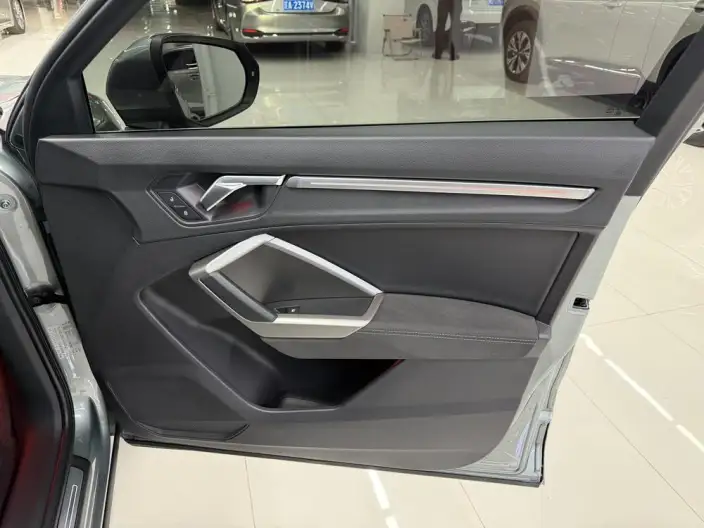 AUDI Q3 2023 Model 35 TFSI Fashion Dynamic Model – фото 8