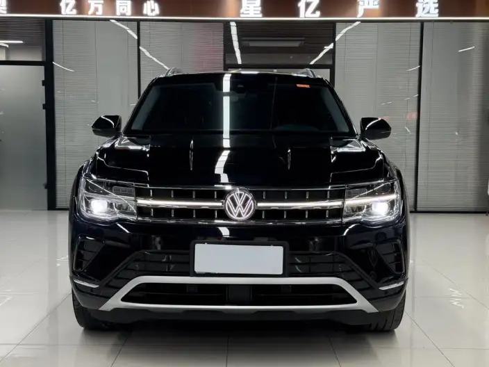 Volkswagen Teramont 2023 Model Facelift 380TSI 4WD Exclusive Deluxe Edition – фото 2