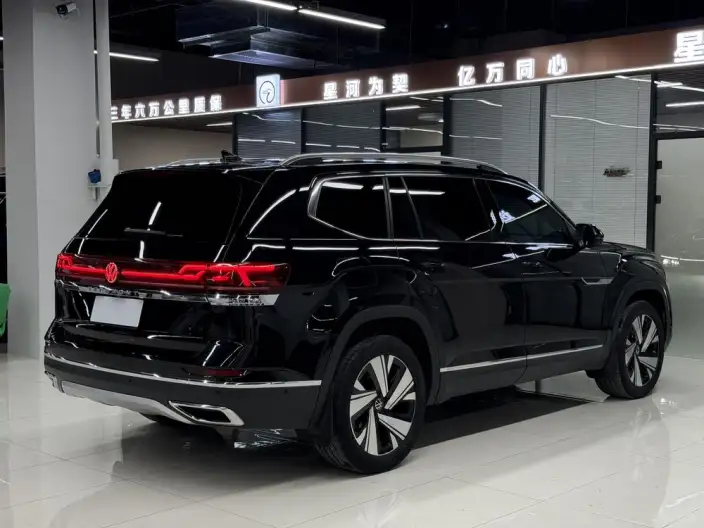 Volkswagen Teramont 2023 Model Facelift 380TSI 4WD Exclusive Deluxe Edition – фото 6