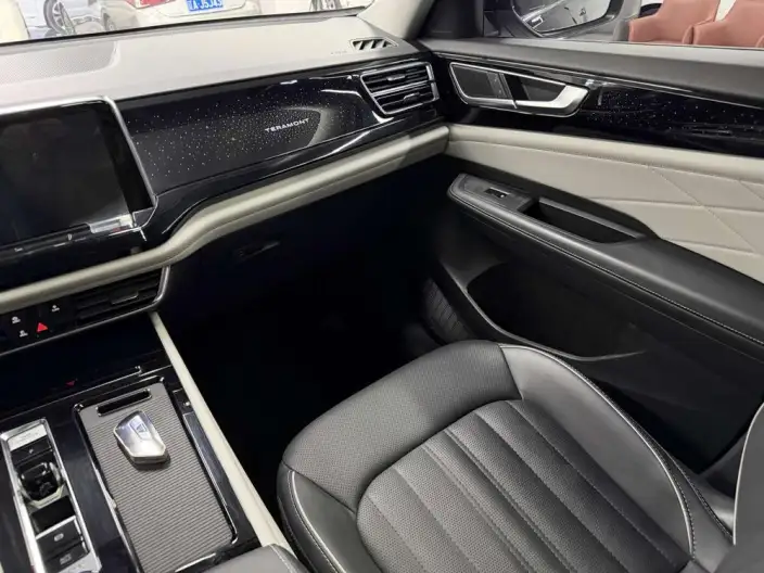 Volkswagen Teramont 2023 Model Facelift 380TSI 4WD Exclusive Deluxe Edition – фото 9