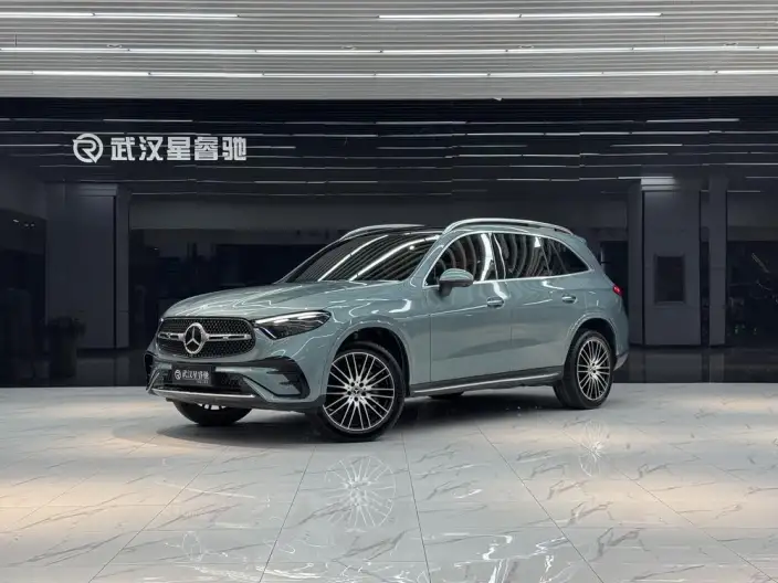 Mercedes-Benz GLC 2025 Model GLC 300 L 4MATIC Luxury Model 5 seat – фото 1