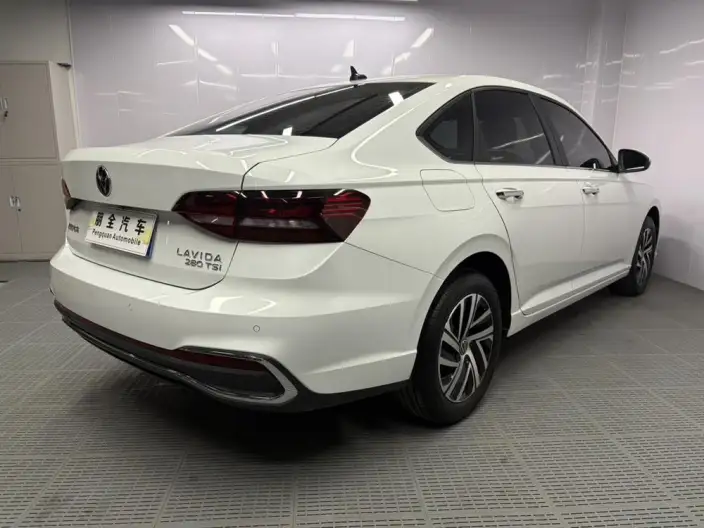 Volkswagen Lavida 2023 Model 280TSI DSG Manyi Edition – фото 6
