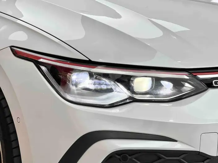 Volkswagen Golf GTI 2021 Model 380TSI DSG GTI – фото 8