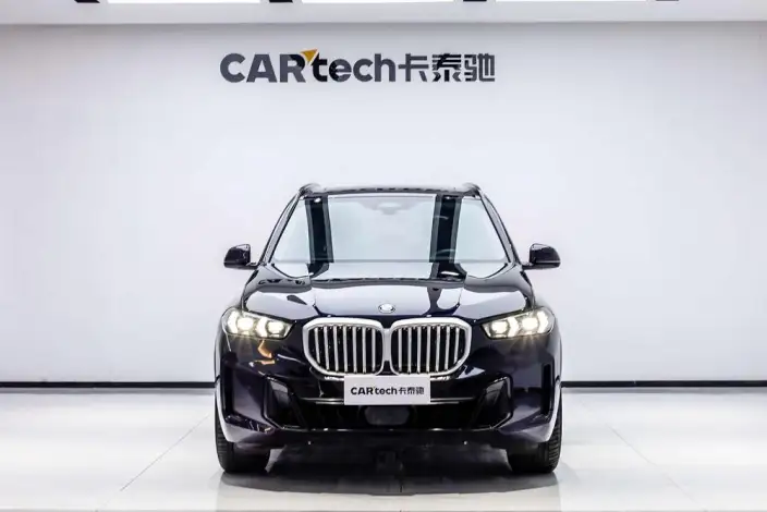 BMW X5 2023 Model xDrive30Li Exclusive Model M Sports Night Set – фото 2