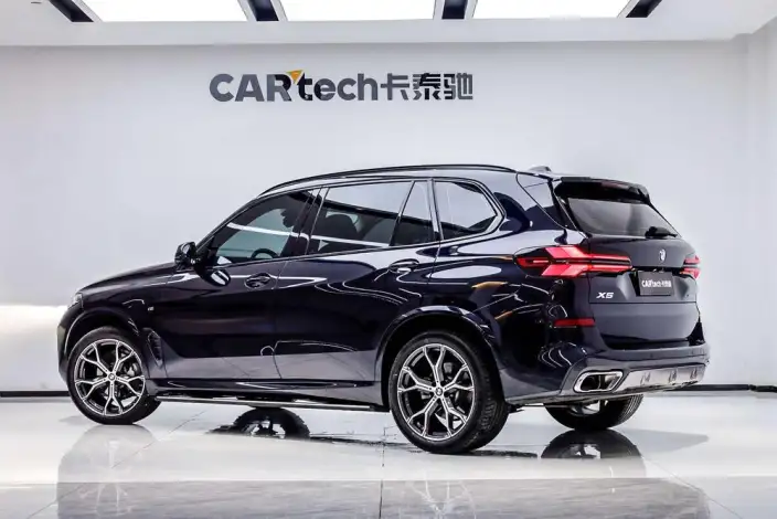 BMW X5 2023 Model xDrive30Li Exclusive Model M Sports Night Set – фото 4