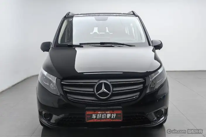 Viano 2023 Model 2.0T Elite Edition 7 seat – фото 1