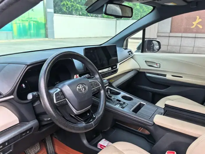 Toyota Sienna 2021 Model 2.5L Hybrid Supreme Edition – фото 8