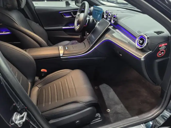 Mercedes-Benz C-Class 2025 Model C 260 L Sports Edition – фото 7
