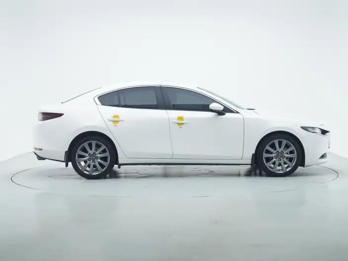 Mazda3 Axela 2023 Model 2.0L Automatic Zhi Ya Edition – фото 8