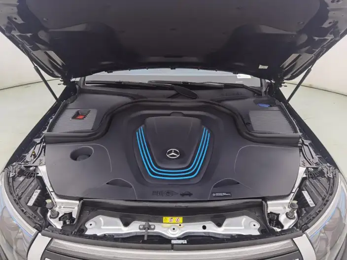 Mercedes-Benz EQC 2021 Model EQC 350 4MATIC – фото 10