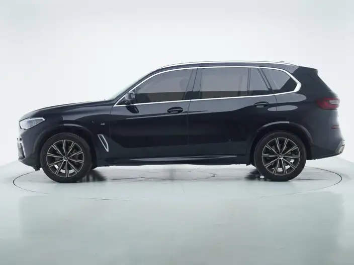 BMW X5 2022 Model Facelift xDrive 30Li Exclusive Model M Sports Set – фото 4
