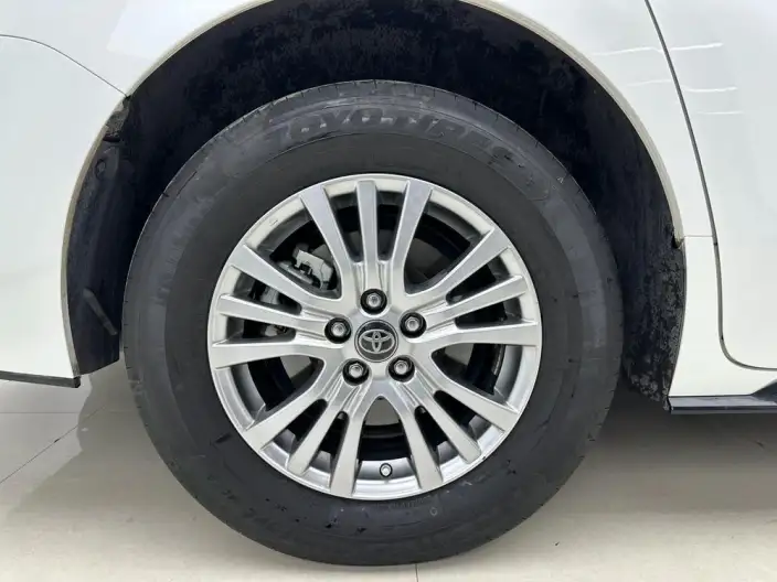 Toyota Sienna 2021 Model 2.5L Hybrid Premium Edition – фото 10