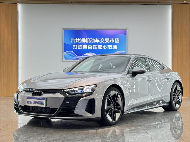 AUDI e-tron GT 2023 Basic model – фото 1