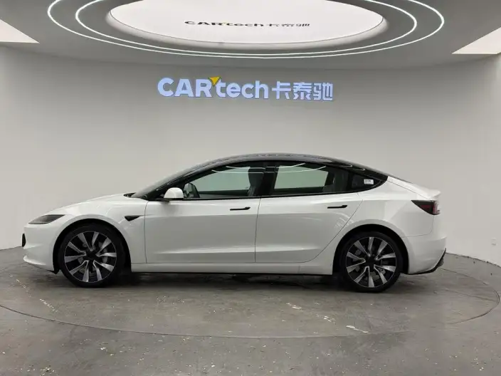 Model 3 2023 Model Long Battery Life Pro All-wheel drive version – фото 4