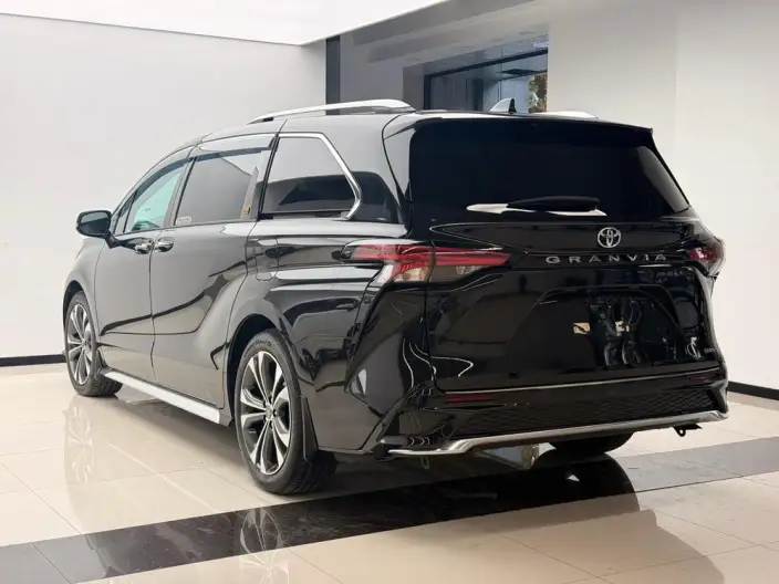 Granvia 2024 Model Intelligent Hybrid 2.5L 2WD Flagship ULTRA Edition – фото 4
