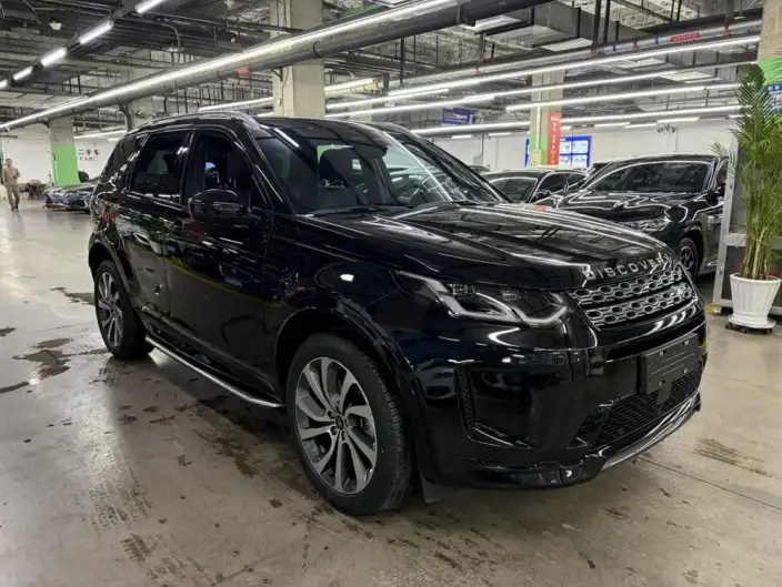 Land Rover Discovery Sport 2023 Model 249PS Family Edition 5 seat – фото 3