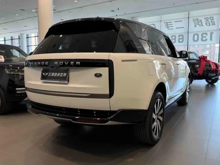 Range Rover 2024 Model 3.0 L6 360PS Shengshi Edition – фото 6