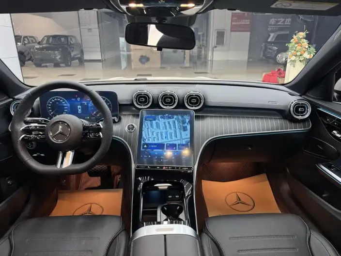 Mercedes-Benz C-Class 2025 Model C 260 L Sports Edition – фото 8