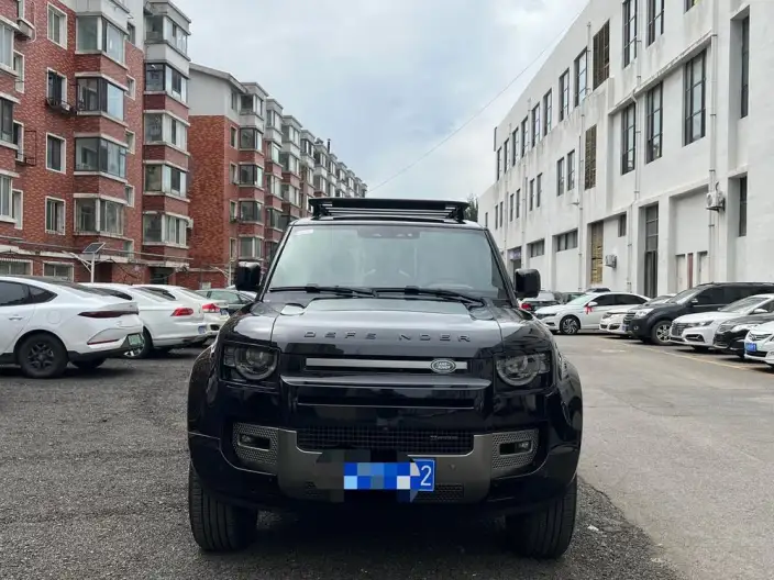 Land Rover Defender 2023 Model Facelift 110 P400 X-Dynamic HSE – фото 2