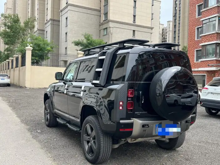 Land Rover Defender 2023 Model Facelift 110 P400 X-Dynamic HSE – фото 4