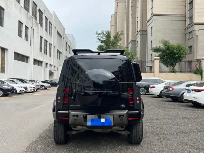 Land Rover Defender 2023 Model Facelift 110 P400 X-Dynamic HSE – фото 5