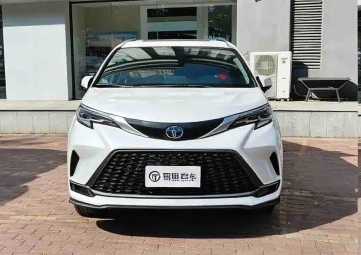 Granvia 2023 Model Intelligent Hybrid 2.5L Noble PLUS – фото 2