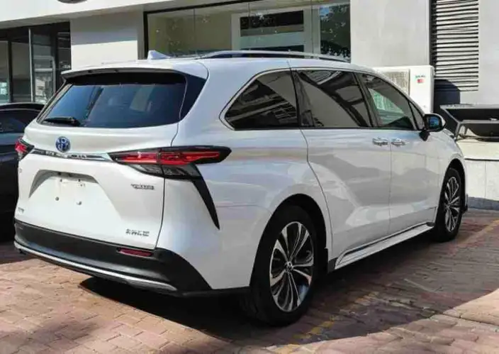 Granvia 2023 Model Intelligent Hybrid 2.5L Noble PLUS – фото 6