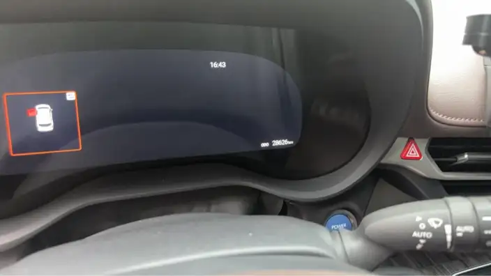 Granvia 2023 Model Intelligent Hybrid 2.5L Noble PLUS – фото 7