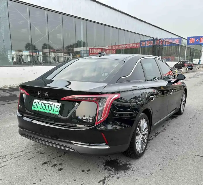 Hongqi E-QM5 2024 Model 610KM PLUS Edition 100kW – фото 6