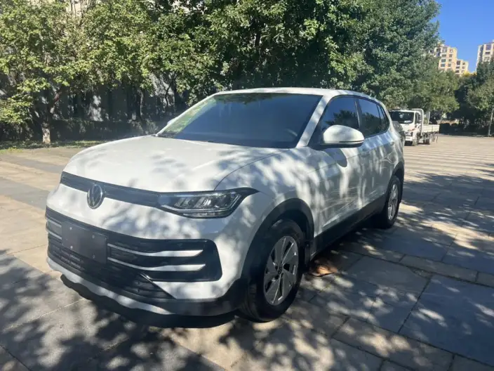Volkswagen Tharu 2024 Model 300TSI 2WD Crescent Moon Edition – фото 1