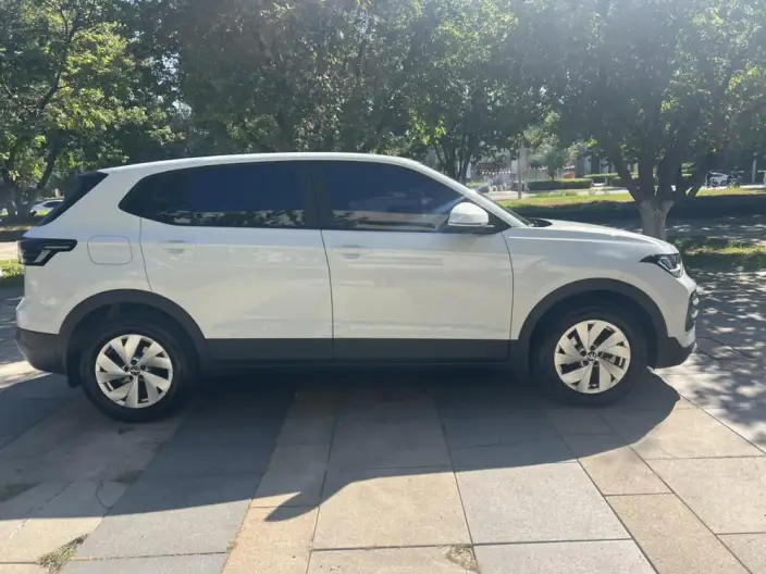 Volkswagen Tharu 2024 Model 300TSI 2WD Crescent Moon Edition – фото 7