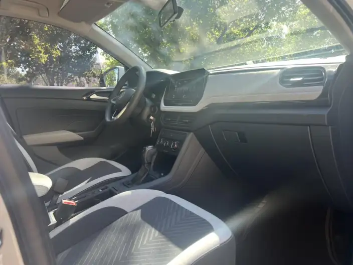 Volkswagen Tharu 2024 Model 300TSI 2WD Crescent Moon Edition – фото 8