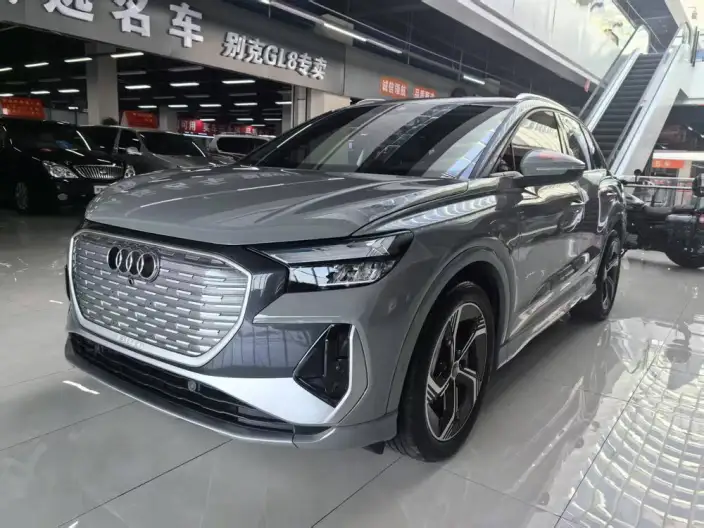 Audi Q4 e-tron 2023 Model 40 e-tron Genesis Edition – фото 1