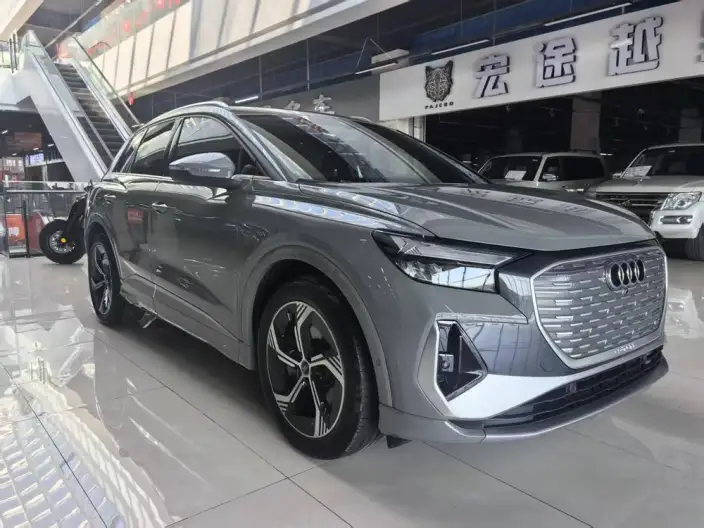 Audi Q4 e-tron 2023 Model 40 e-tron Genesis Edition – фото 3