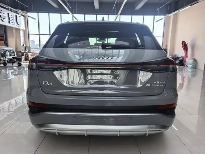 Audi Q4 e-tron 2023 Model 40 e-tron Genesis Edition – фото 5