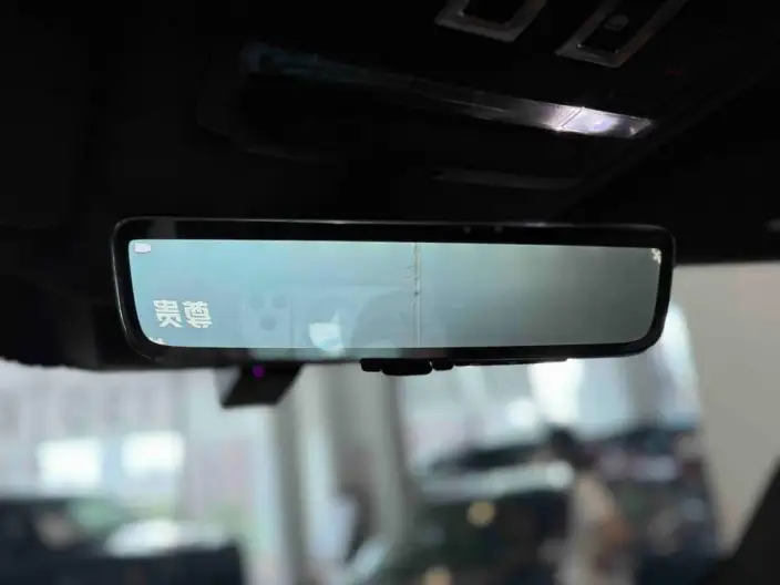 Land Rover Defender 2025 Model 110 3.0T P400 HSE X-Dynamic – фото 8
