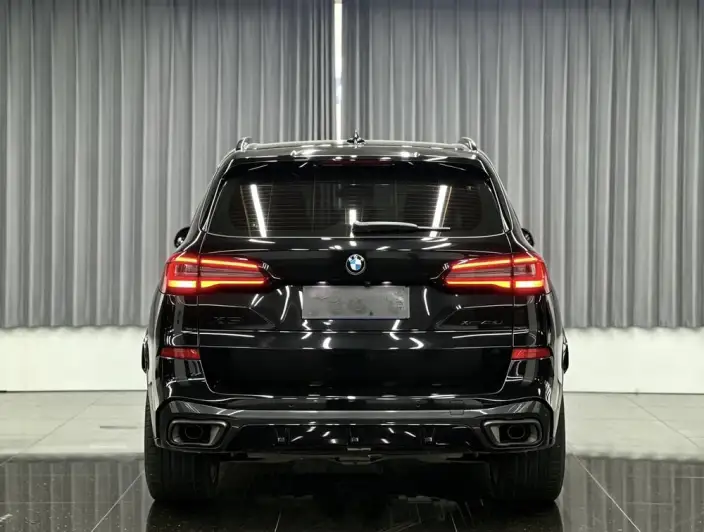 BMW X5 2022 Model Facelift xDrive 40Li M Sports Set – фото 5