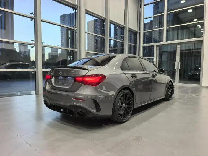 Mercedes-Benz A-Class AMG 2024 Model Facelift AMG A 35 L 4MATIC – фото 6