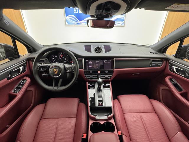 Porsche Macan 2022 Macan 2.0T – фото 9